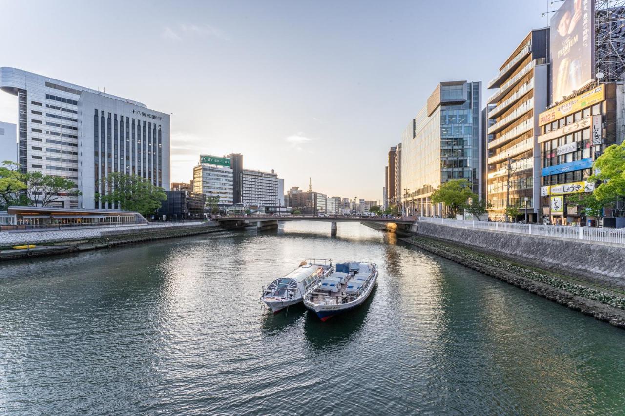 Готель The Lively Fukuoka Hakata Екстер'єр фото